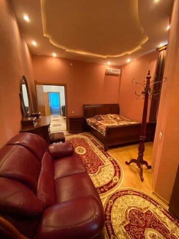 obyek: Əhmədlidə ukraina meydanı tərəfdə yerləşən ümumi sahəsi 130 kv,m olan — 3