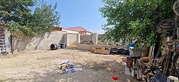 20 ci sahe ev: Satılır: həyət evi və əlavə tikili - İki mərtəbəli ağ rəngli həyət — 7
