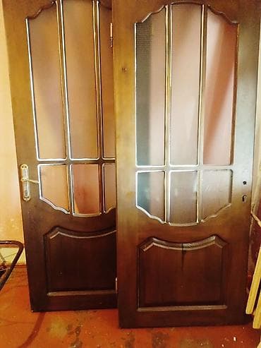 Qapi 3eded 200/80sm 25azn biri Nizami ray 9452 leli İki ədəd taxta