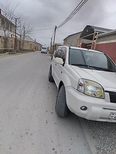 mersedes rul: Nissan X-Trail: 2 l | Krossover — 8