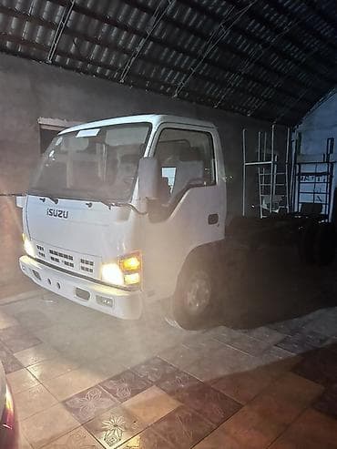 mercedes sprinter 7 1: Isuzu orta tonnajlı yük avtomobili – şassi versiyası - Marka/model — 1