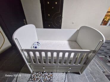 ağac əkən: Oğlan və qız üçün, Yeni, Dördbucaq, Beşik, Dəstsiz, Matras ilə, Yellənmə mexanizm ilə — 1