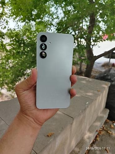 Samsung Galaxy A16, 256 GB, rəng - Ağ, Barmaq izi