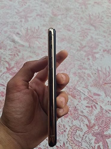 apple iphone 15 pro: IPhone 11 Pro, Qızılı, Face ID — 4