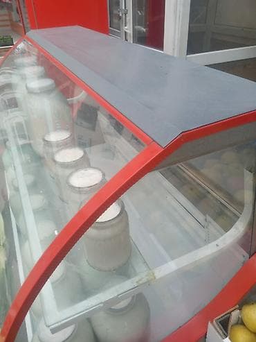 dukan vitrini: Şüşə vitrinli soyuducu tezgah - Qabarıq ön şüşəli, iki mərtəbəli — 1