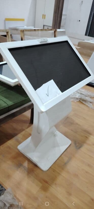arenda kompressor: 82 ekran Touch Screen icarəyə verilir. Gün və saya görə endirim — 8