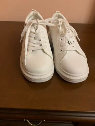 asics onitsuka tiger qadın krossovkaları: Yenidir. Hədiyyə alınıb. Ölçüsü uyğun gəlmədi. 36 razmer — 1