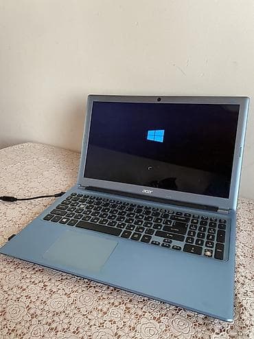 продаётся ноутбук запечатанный абсолютно новый привозной из америки: Acer 4 ram 128 yaddaş üsdündeki aksesuarlarda verilir, 600-e satilir — 5