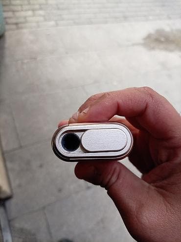 Şəxsi əşyalar: Glo hyper satılır, qızılı rəng, hecbir problemi yoxdu, satmagima sebeb — 2