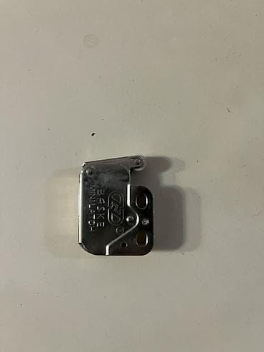 Qapı zamokları: Bas aç mexanizmi. Düxaxilə qapağı basaç qapılarda istifadə mexanizmi — 2