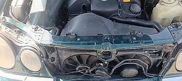 w210 disk: Mercedes-Benz E-Class: 2.4 l | 1998 il Sedan — 6