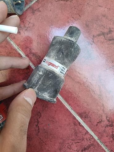 Декоративные панели для стен: Legrand sənaye tipli fiş və rozetka ucları - Brend: Legrand - Növ — 3