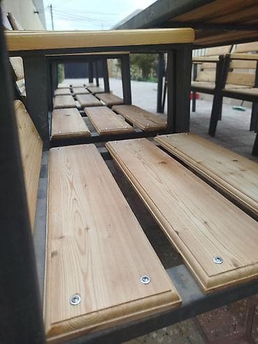 ev bag: Dördbucaq masa, 10 stul, Açılmayan, Skameykalar ilə, Taxta — 3