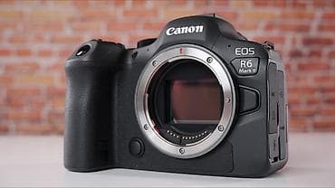 korpuslar: Canon EOS R6 Mark II güzgüsüz fotoaparat korpusu. Tam kadr — 1