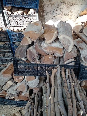 islenmis kubik: Qablaşdırılmış odun və kindling dəstləri. Ünvan : Binə qəsəbəsi — 7