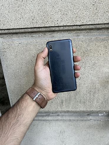 philips xenium 9@9h: Samsung Galaxy A10, 32 GB, rəng - Qara, Düyməli, Sensor, İki sim kartlı — 7