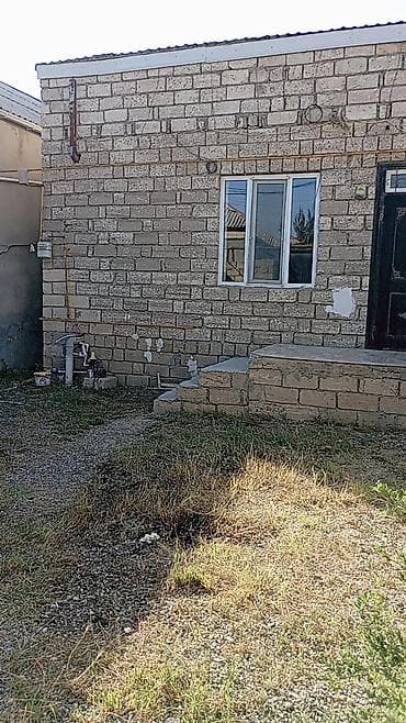 heyet evleri type 1: 9 otaqlı Suraxanı rayonu qum adasi 4 sot torpaq sahesinde 3 eded 3 — 1