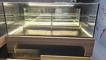 ucuz vitrin: Soyuducu vitrin, quru mal vitrini və kassa 4400 alınıb 3500 ə satılır — 3