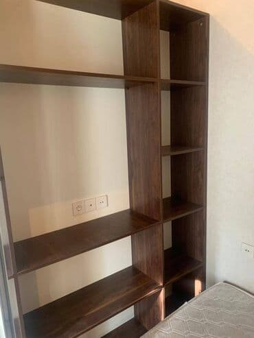 evler bineqedide: Əcəmi metrosuna yaxin yeqane sadliq evinə yaxin 5 mertebeli binanın — 6