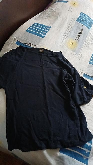 zara kurk: ZARA Woman bluz - Rəng: tünd göy (navy) - Model: boş kəsim, rahat — 1