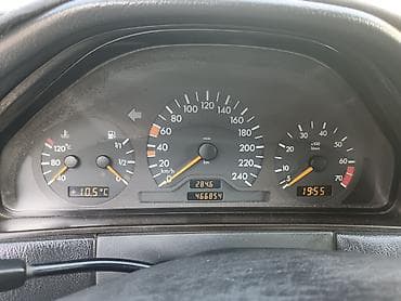 vuruq masin: Mercedes-Benz E 230: 2.3 l | 1997 il Sedan — 1