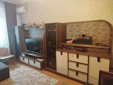 ber ber stolu: İşlənmiş, Künc Tv altlığı, Polkalı, Şüşəli, Türkiyə — 1