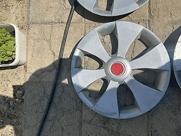 13 disk: Maşın üçün təkər qapaqları (hubcap) dəsti - Sayı: 4 ədəd - Rəng — 2