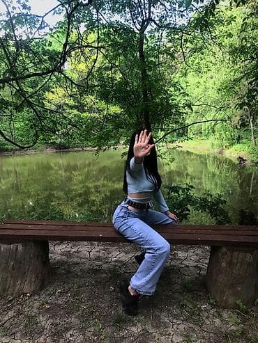 Salam özüme teecili satıcı işi axtarıram balaca yer olsa yaxşı olar iş