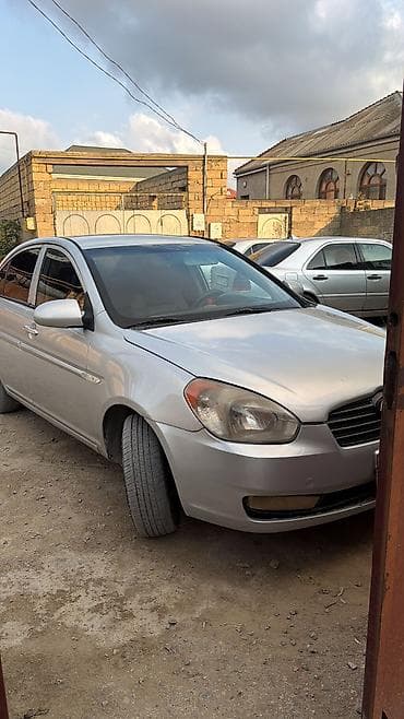 loreva reed diffuser: Hyundai Accent: 1.5 l | 2007 il Sedan — 1