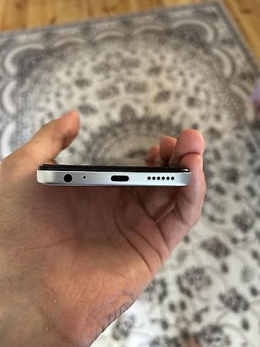the division: Tecno Spark, 128 GB, rəng - Ağ, Face ID — 3