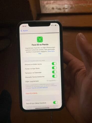ayfon 30: IPhone 11, 64 GB, Face ID — 8