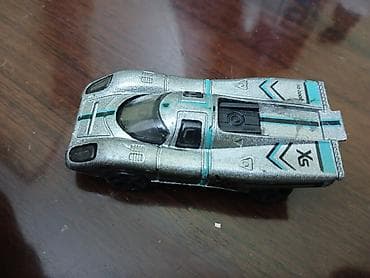 küpə: Metal gövdəli kiçik oyuncaq maşın modeli - Korpus: gümüşü rəngli — 5