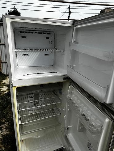 Plitələr və bişirmə panelləri: 2 qapılı Samsung Soyuducu Satılır, rəng - Boz — 3