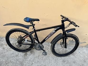 Dağ velosipedi – SHIMANO transmissiyalı, 26" təkərlər - Çərçivə: qara — 2