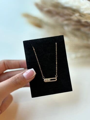 Ferrari: Boyunbağı — 2