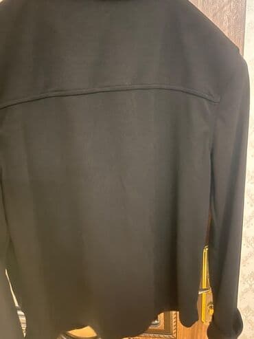 Qara düyməli köynək. s-m-l oldu.yeni.parca material koynek - Rəng — 3