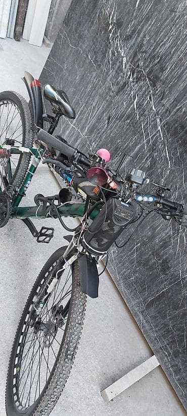 mini velosiped: Tam aksesuarlarla təchiz edilmiş dağ velosipedi Xüsusiyyətlər: - 29" — 7
