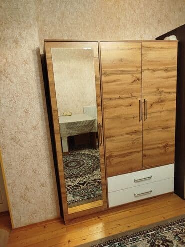 Zara💫 Dolab 💸 *Qiymət 170 azn* ✔️ Yaxşı vəziyyətdədir 📍Ünvan lalafo.az -da Zara💫 Dolab 💸 *Qiymət 170 azn* ✔️ Yaxşı vəziyyətdədir 📍Ünvan