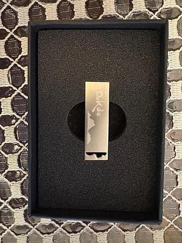 lovhe olculeri: Fləş kart əla maldı iki ferqli cesitdə var ikisidə 128 yadasidi 30 a — 1