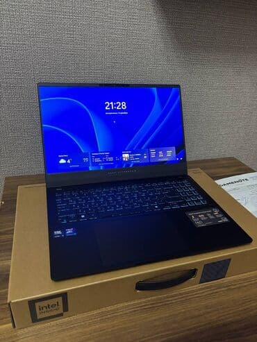 MSI: Ekran: 15.6" 3K OLED 120Hz Prosessor: Intel Core Ultra 5 125H — 3