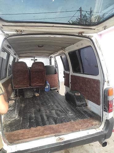 ford tranzit 2007: Toyota Hiace: 2.5 l | 1990 il Mikroavtobus — 6