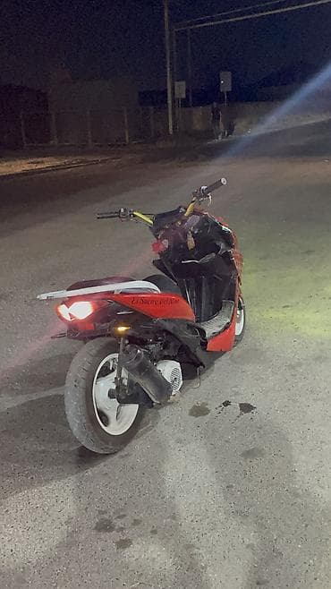 2107 ehtiyyat hisseleri: Qırmızı rəngli skuter/moped TƏCİLİ SATILIR!!! - Aqressiv dizayna — 2