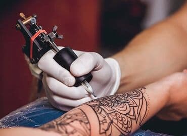 Tattoo’Ların İşlənməsi Və Köhnə Tattoo’ların bərpası. Ətraflı məlumat