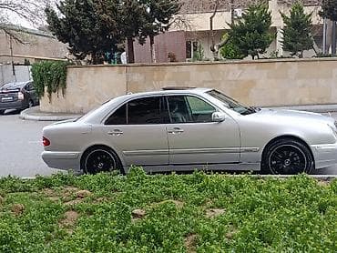Mercedes-Benz E-Class (W210) sedan Xüsusiyyətlər: - Korpus: 4 qapılı — 5