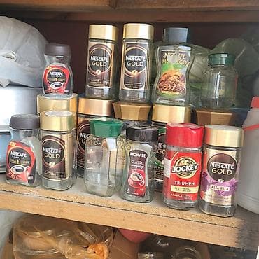 Istifadə edilmiş banka qapaqları satılır.Çoxdu deyə. satılır 60 ədəd