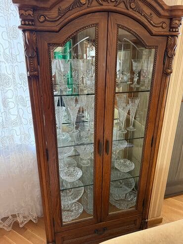 İşlənmiş, 2 qapılı Düz dolab, Servant, Rumıniya