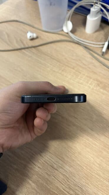 15 pro maks: IPhone 15 Pro, 128 GB, Blue Titanium, Barmaq izi, Face ID, Sənədlərlə — 5