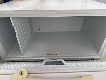 tap az dondurucu: 400 lt Dərin dondurucu 750 Azn.Tam işləkdir.Ünvan Mərdəkan — 3