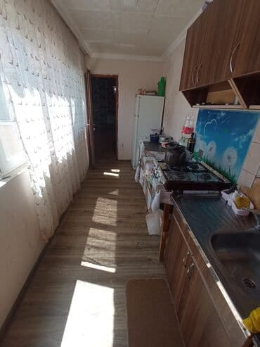 Kirayə mənzillər: 4 otaqlı, 120 kv. m — 8