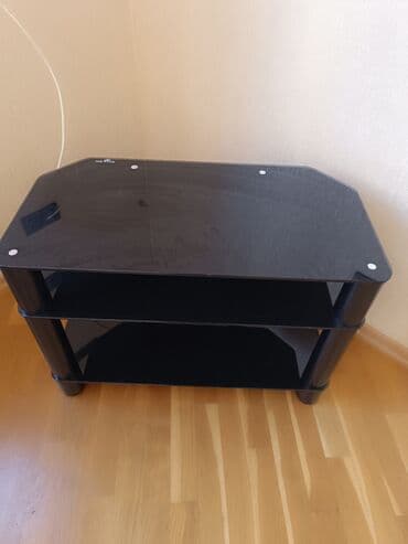 Düz TV altlığı, Polkalı, Şüşəli — 2